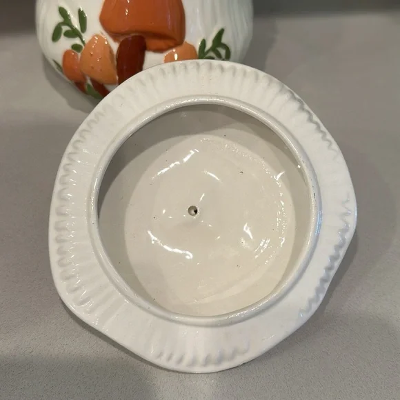 Mushroom small canister cookie jar vintage Arnel’s decor kitchen cottagecore - Picture 7 of 14